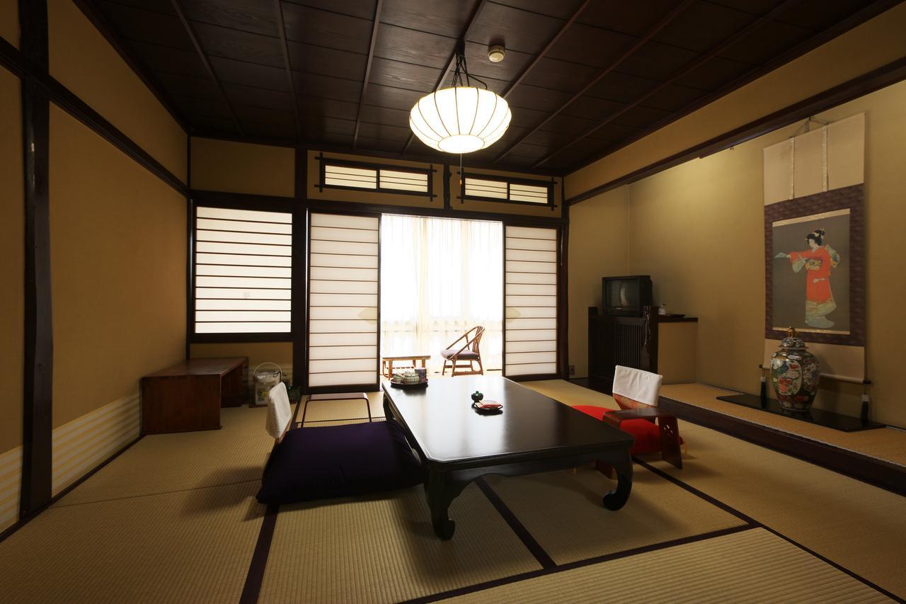 Nishiya Hotel Yonezawa Ngoại thất bức ảnh