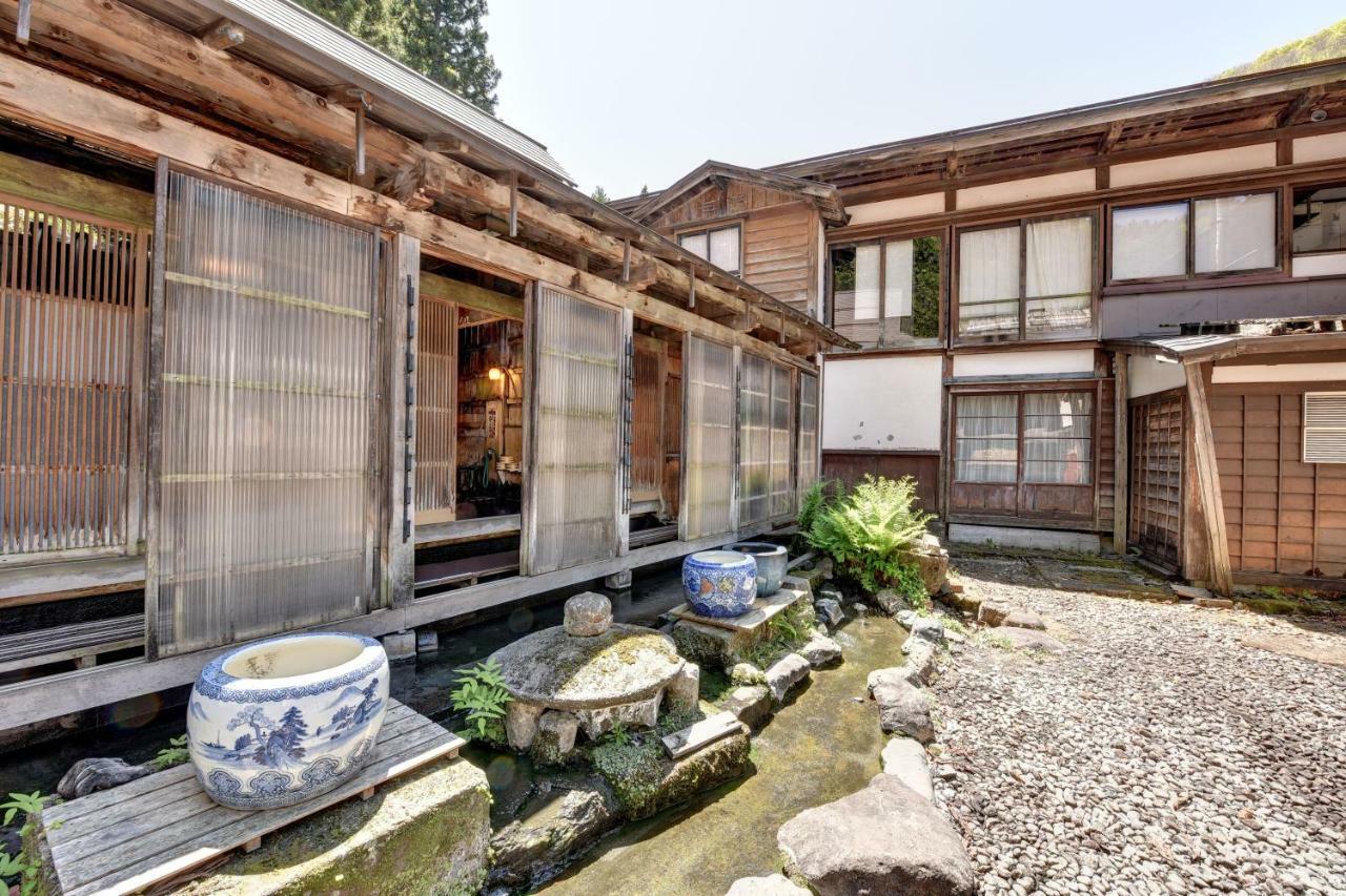 Nishiya Hotel Yonezawa Ngoại thất bức ảnh